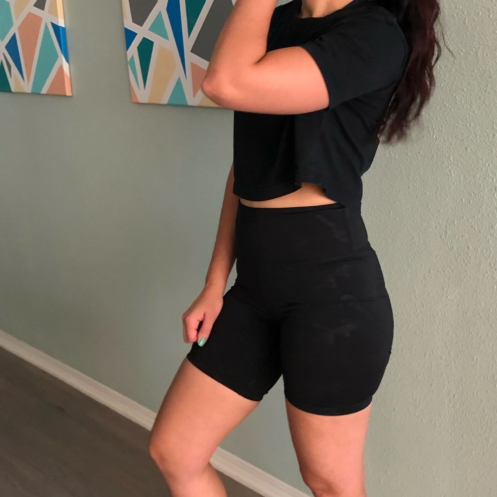 Black Camo High Waisted Biker Short Small